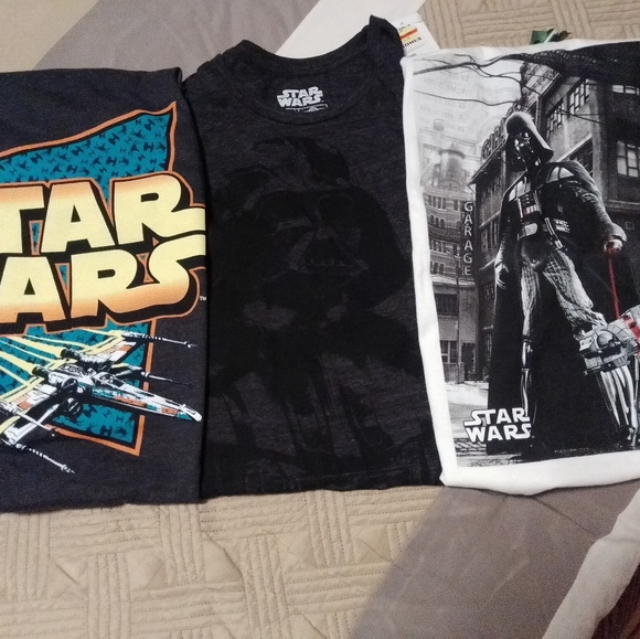 Star Wars T-Shirts size Large - Picture 1 of 1